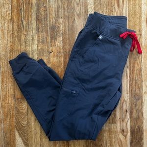 Charcoal Figs Scrub Set